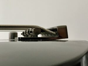 Přečtete si více ze článku Výměna kobylky na basové kytaře